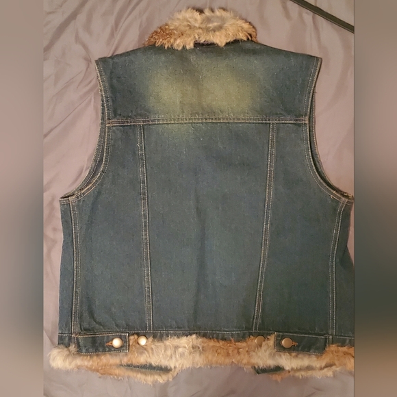 Vintage Cejon 100% Real Rabbit Fur Trim Denim Vest ♥️ - Picture 2 of 5